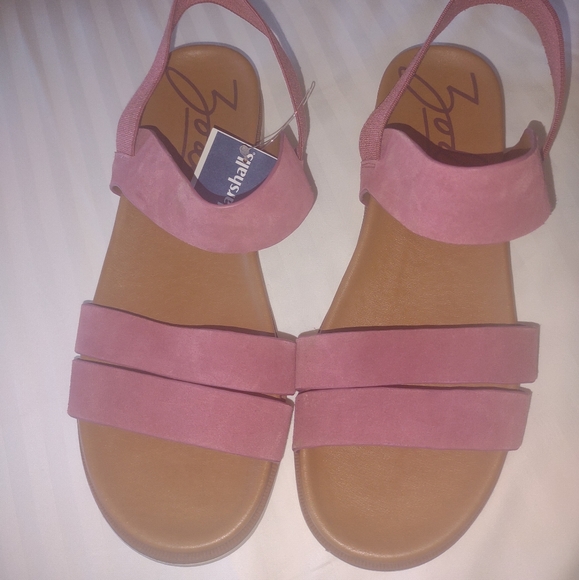 Zodiac Sandals - Picture 1 of 6